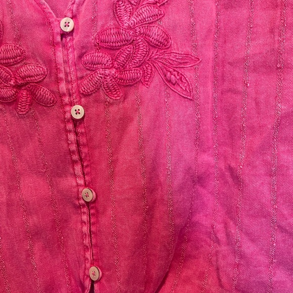 Pink Embroidered RIPCURL Button-Up Top - Picture 3 of 4